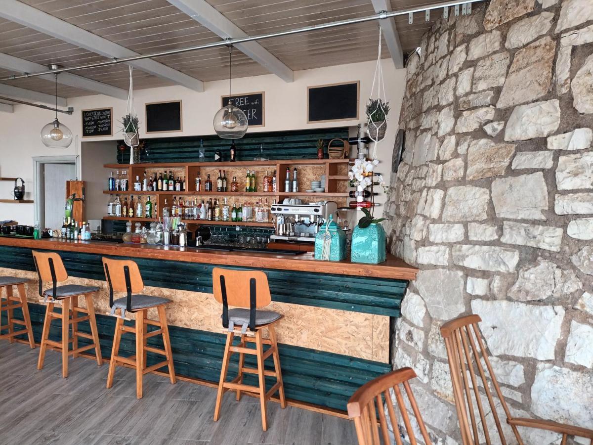 Agnanti Parga